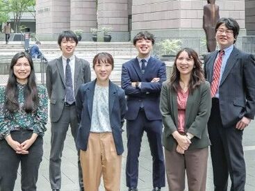 株式会社WAVE 先輩に相談しやすい環境で
徐々に仕事を覚えていってもらいます。