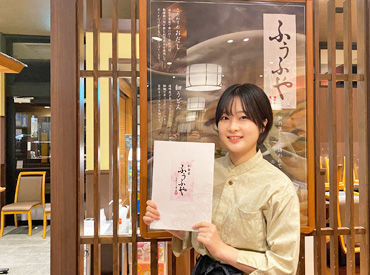 ほとんどのスタッフが未経験からのスタートでした★
優しい先輩ばかりだから、いつだって気軽に相談もできちゃいます♪