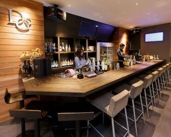 服装・髪型・ネイルは全部自由！
華やかなネイルやインナーカラーも楽しめます♪
個性を大切にしながら働きたい方にピッタリ★