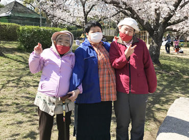 『勤務初日は緊張しましたが、利用者さんに話しかけていただきホッとしました！』by スタッフ
