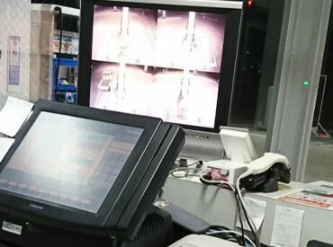 ［紹介元］株式会社グリーンフォレスト［紹介先］シンエネ昭島SS（359） 室内での作業だから、雨や風も関係なし！難しい仕事はないから、すぐに覚えられますよ♪
