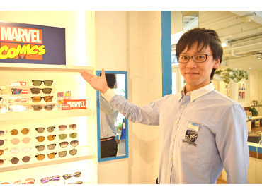 \"Zoff"販売スタッフ大募集!/
未経験OK!初めてのバイトLIFEも
Zoffが全面サポートしますよ♪
また、『契約社員』も同時募集中!