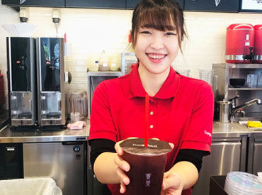 柔軟シフトで働きやすい！1日4h~OK！
ライフスタイルに合わせて働けるから長く続けやすい♪