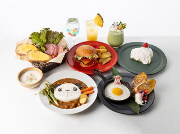 麻布台ヒルズ ギャラリーカフェ ＼ジブリ好き必見のカフェのお仕事♪／
期間限定のかわいいメニューも多数！
まかない特典付きなのも嬉しい★