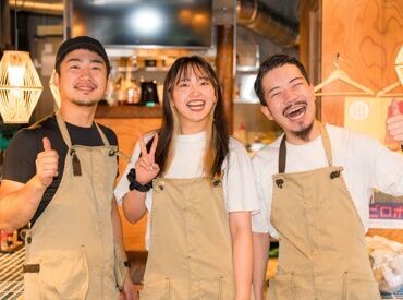 ★★今日も元気に営業中★★
もちろん飲食業、未経験も大歓迎！
学生さん・フリーターさん大歓迎◎
まずは気軽にご応募ください