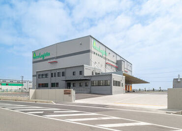 グリーンロジスティクス株式会社　関東支店　埼玉物流センター 新倉庫オープンにつき
リフトマン正社員大募集！

経験が無くてもOK！初めての方もOK！
土日休み◎