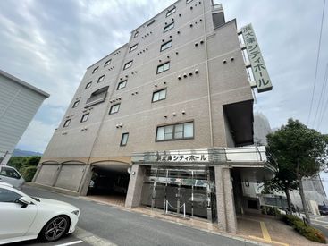 浜大津シティホール 『★学生・フリーター・主婦活躍中★』
《学生》
テスト期間シフト週0OK！
短期勤務〜OK◎
フリーター・主婦は↓に書きます◎