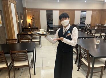 名古屋ガーデンパレス内一階　レストランバー　Hoe・Ever（ホウ・エヴァー） ビュッフェスタイルの朝食や、
定食/コースを提供するランチ…
時間帯によって雰囲気が変わるのも魅力的◎
