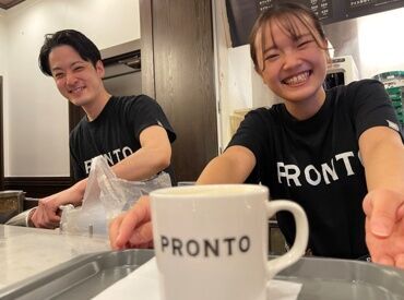 朝～夕方のカフェ営業から、
照明を落として夜の営業にスイッチ♪
オシャレな喫茶店も活気あるサカバも
よくばりに楽しめます！