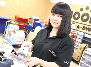 ＜従業員割引あり＞
ヴィンテージ品からもう市場では売ってないレア品まで
気になるものは"社割"で購入できちゃいます♪