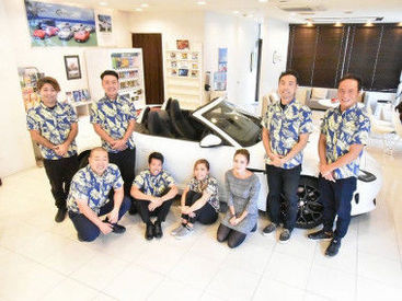 セレブレンタカー スタッフ同士の人間関係が良く
10年以上勤めるスタッフも多数います◎
しっかりフォローするので
気軽にご応募ください♪