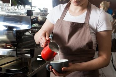 東京都のカフェ ホール の派遣社員の週5日以上のアルバイト バイト求人情報 仕事探しなら マイナビバイト東京版