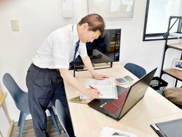 ハウジングサポート株式会社（勤務地：柏ショールーム） 『注文住宅の設計、経験のある方』を大募集！
主に意匠、設計図、構造図などの図面のチェックをお願いします。

経験者大歓迎！