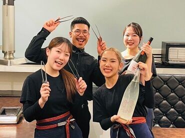 ≪今、SNSで話題の会員制の店舗≫
高級で贅沢な料理をお客様にご提供しています!非日常空間で一緒に働きませんか?