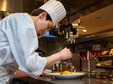 【スタッフ割引】全メニュー60％OFF！
ロイヤルホストや天丼てんやなど
系列店でも使えるのがうれしい♪