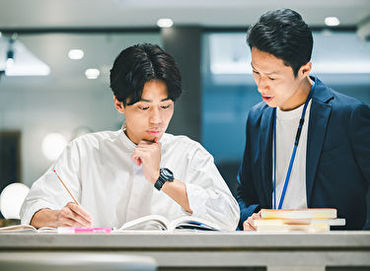 未経験の方も経験者の方も大歓迎です☆
マンツーマンで生徒の成長を感じられる、やりがいのあるお仕事です！