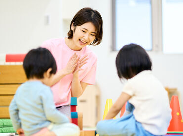 日常会話レベルの英語力があればOKです！
保護者の方にお子様を受け渡す際に英語を使います★
※画像はイメージ