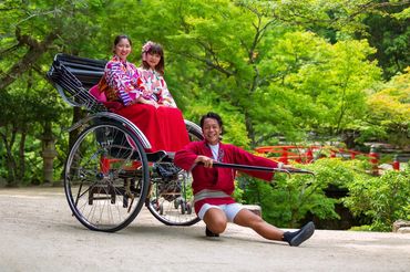 人力車　えびす屋宮島店 海外からのお客様も多いものの、日本語しか話せなくても大丈夫◎
指差しカードや翻訳アプリなどで言葉の壁も気にならない！