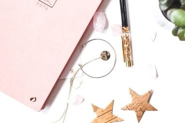 ファッション人材リンク株式会社【FJL】 ﾟ*｡☆ NEWスタッフ募集 ☆。*ﾟ
人気のフレグランスショップ
20～40代スタッフ活躍中
研修制度充実
販売経験がある方優遇