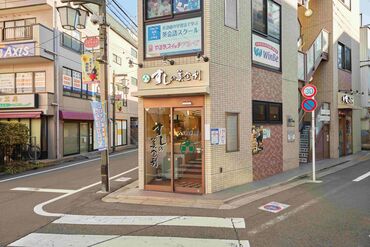 ☆こんな方歓迎☆
◇高校生・大学生・主婦(夫)・フリーター
◇扶養内で働きたい方
◇お寿司が好きな方
◇時間を有効活用したい方