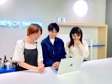 オシャレ自由！
髪型・髪色自由！
ピアス・ネイル・ヒゲもOK◎
あなたのスタイルで勤務できます♪