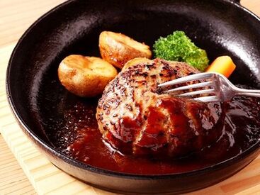 心斎橋ミツヤ　阪急三番街店 ≪バイト・パートデビューさんも歓迎☆≫
最初にしっかりお教えします♪
少しずつ覚えていってくださいね◎