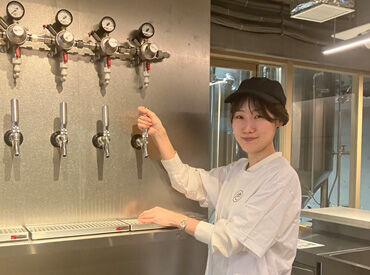 \オープンしたばかりのクラフトビールの専門店/
オリジナルクラフトビール専門店が、
福島駅の高架下にオープン予定★