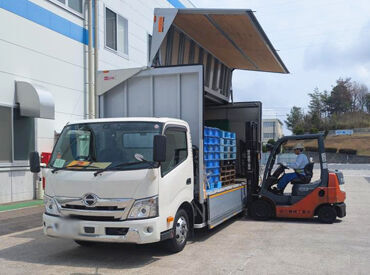 弊社東・西工場・海外出荷工場(竜王)を巡回するだけ!
慣れればすぐに道を覚えられます♪
軽作業などの単純作業をお任せ◎