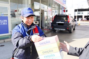 ENEOS セルフ若槻店 20～40代が活躍中！女性スタッフも活躍◎。*
地域の知り合いが増えるのもバイトの楽しさの一つですよね♪