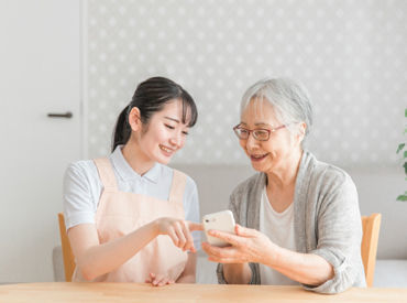 働きやすさは当然のこと、誕生日ギフトや予防接種補助など、嬉しい待遇も多数！
モチベーションもUP★
※イメージ画像