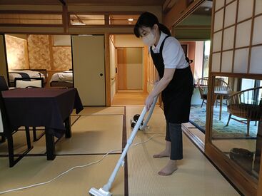 「大丈夫？」「何か手伝おうか？」と
お互いに助け合いながら業務に取り組めます！
チームワーク抜群の職場で働きやすい◎