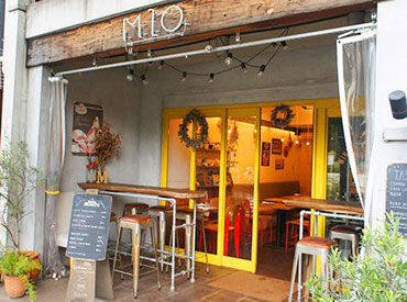 MIO （ミオ） 雰囲気抜群なオシャレ店♪
温かいアットホームなお店だから
お客様からも「愛される」！！
そんな空間です♪
