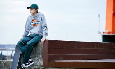 ワークカジュアルブランド
Dickies（ディッキーズ）