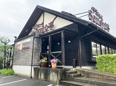 Ｓｅｎｓｙｕ亭 ボックス席が86席あり、宴会も可能な焼肉店【Ｓｅｎｓｙｕ亭】
現店長から業務引継ぎからスタートです♪