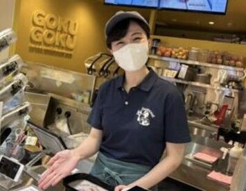 まずは明るく元気に挨拶できれば◎
あなたの笑顔と美味しいスムージーで
"ほっ"とするひと時をご提供ください*゜