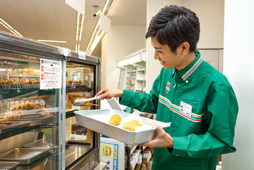 セブンイレブン 駒ヶ根古田切店 「短時間」「Wワーク」など働くスタイルも豊富です。7-11コンビニスタッフ大募集。シフト選べます！