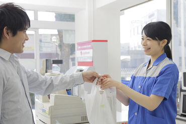 株式会社フィールドサーブジャパン　営業第1グループ パン、総菜、スイーツなど、幅広い商品ラインナップが魅力！
特にスイーツが評判で、定期的に新作が登場しています♪
