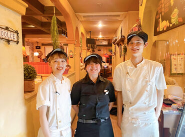 イタリアン厨房 パパリーナ ＼おしゃれなイタリアンのお店♪*／
働きやすい職場だから続けやすい◎
一緒にワイワイ楽しく働きませんか？