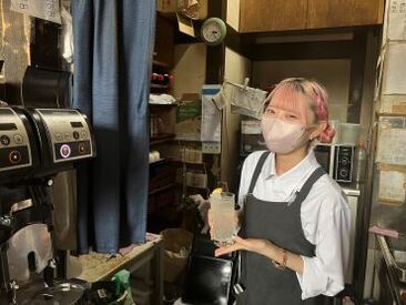 阿佐ヶ谷　福寿庵 おしゃれ自由だから働きやすい♪
髪色、ネイル、ピアス、ヒゲ等ALL自由☆
バイト終わりにも遊び行けちゃう！

