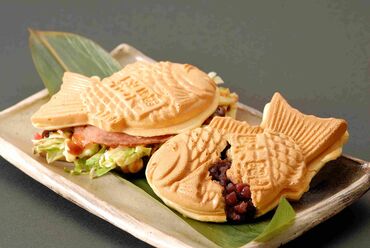おめで鯛焼き本舗　アリオ倉敷店 ≪バイトデビューさん歓迎≫
マニュアル&しっかりした研修があるので安心★

