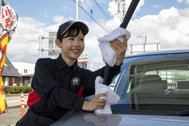 宇佐美ガソリンスタンド 50号前橋店(出光) メインのお仕事と両立しながら
ガソリンスタンドで働いてみませんか？