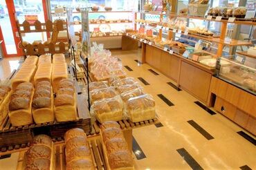 ヘルメス　香西店 ～塩パン・メロンパン・カレーパン・etc～
焼きたてパンの良い香りに
包まれた幸せ空間◇+゜
お得にパンが買えるのも嬉しい♪