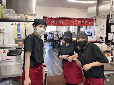 らーめん五九○ 大分大在本店 将来的に店長になったり、独立したり
キャリアアップの可能性無限大★
※湯布院店のスタッフ写真になります