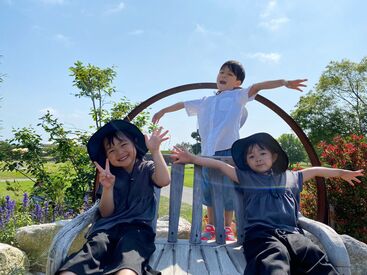 磯子小学校放課後キッズクラブ ＜子ども達と楽しく過ごそう！＞
一緒に遊んだり、運動したり♪
楽しいイベントの運営企画にも携われる★