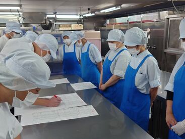 料理をしたことがある方なら問題なくこなせる簡単作業がメイン♪
未経験の方もご安心ください◎