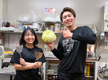 \お好み焼き好き、集まれ~/
他の居酒屋じゃダメって言われた(笑)
そんな派手髪staffなど
個性豊かな仲間たちが待っています◎