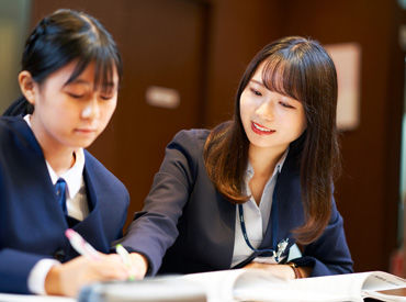 栄光の個別ビザビ 錦糸町校 一度に教える生徒は最大2人まで。未経験でも始めやすい個別指導です♪大学生～主婦層まで幅広く活躍中です！