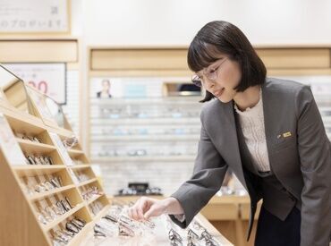 20代~30代の若手が多数活躍中!
未経験から新しいことに挑戦してみたい方大歓迎!
スキルアップ・年収アップを叶えませんか?