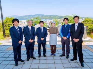 ～私たちと働きませんか!!～
福祉・介護に関するお困りごとを解決!!
地域住民の暮らしをサポートするやりがいあるお仕事です♪