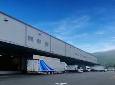 センター内の軽作業スタッフ！接客なしでモクモク作業◎負担も少なめだから無理なく続けられるお仕事♪